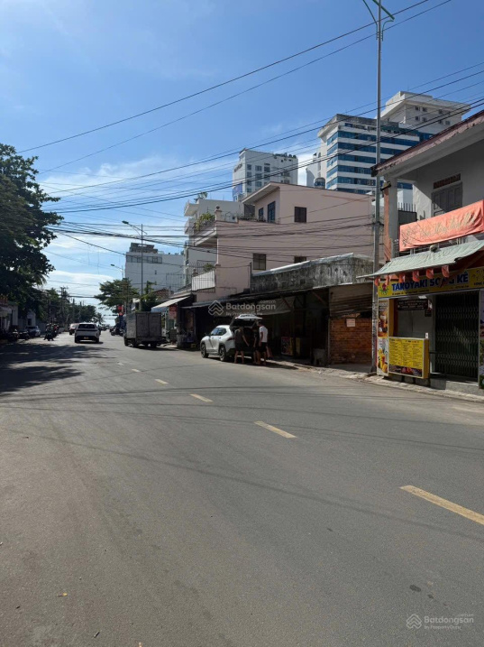 Торговое помещение 64 м² — Виньхай