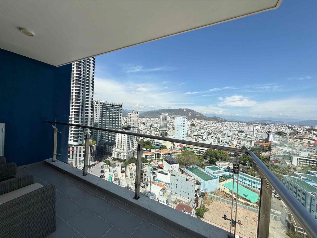 apartment 65 м², Локтхо