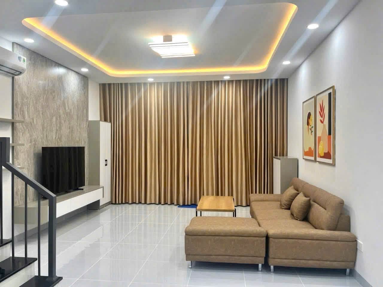 Апартамент 270 м², западная часть Нячанга
