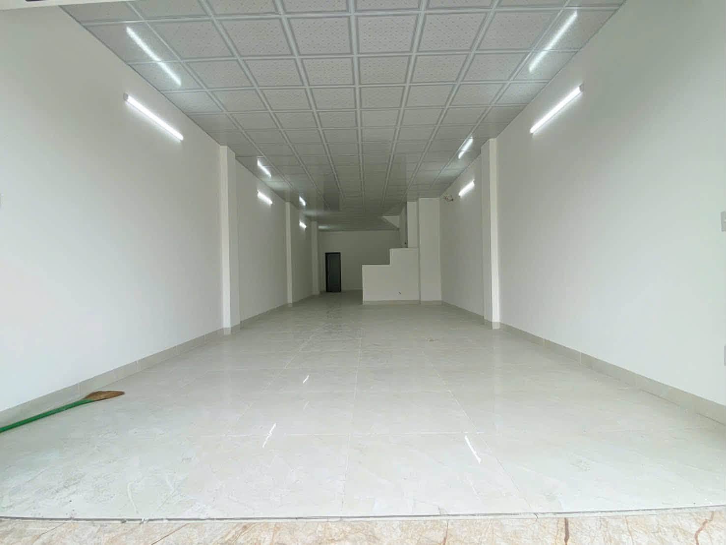 Помещение 100 м², Фыоклонг