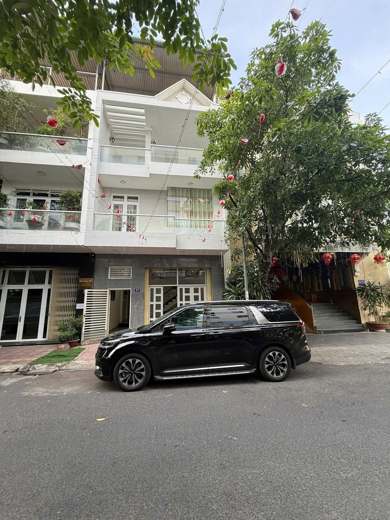 Дом 5 комнат, Vinh Diem Trung