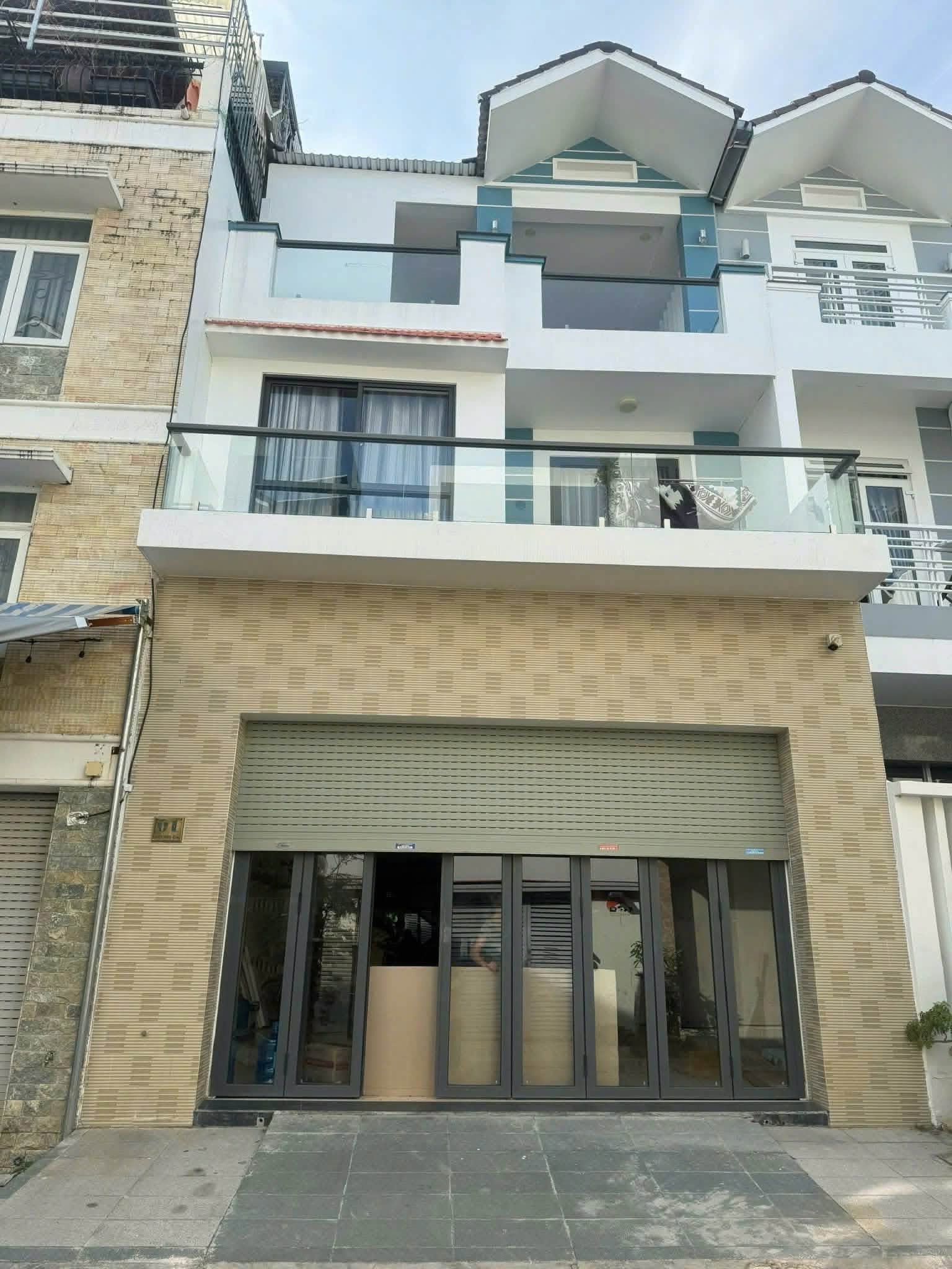 Дом 108 м², 3 комнаты, Нячанг