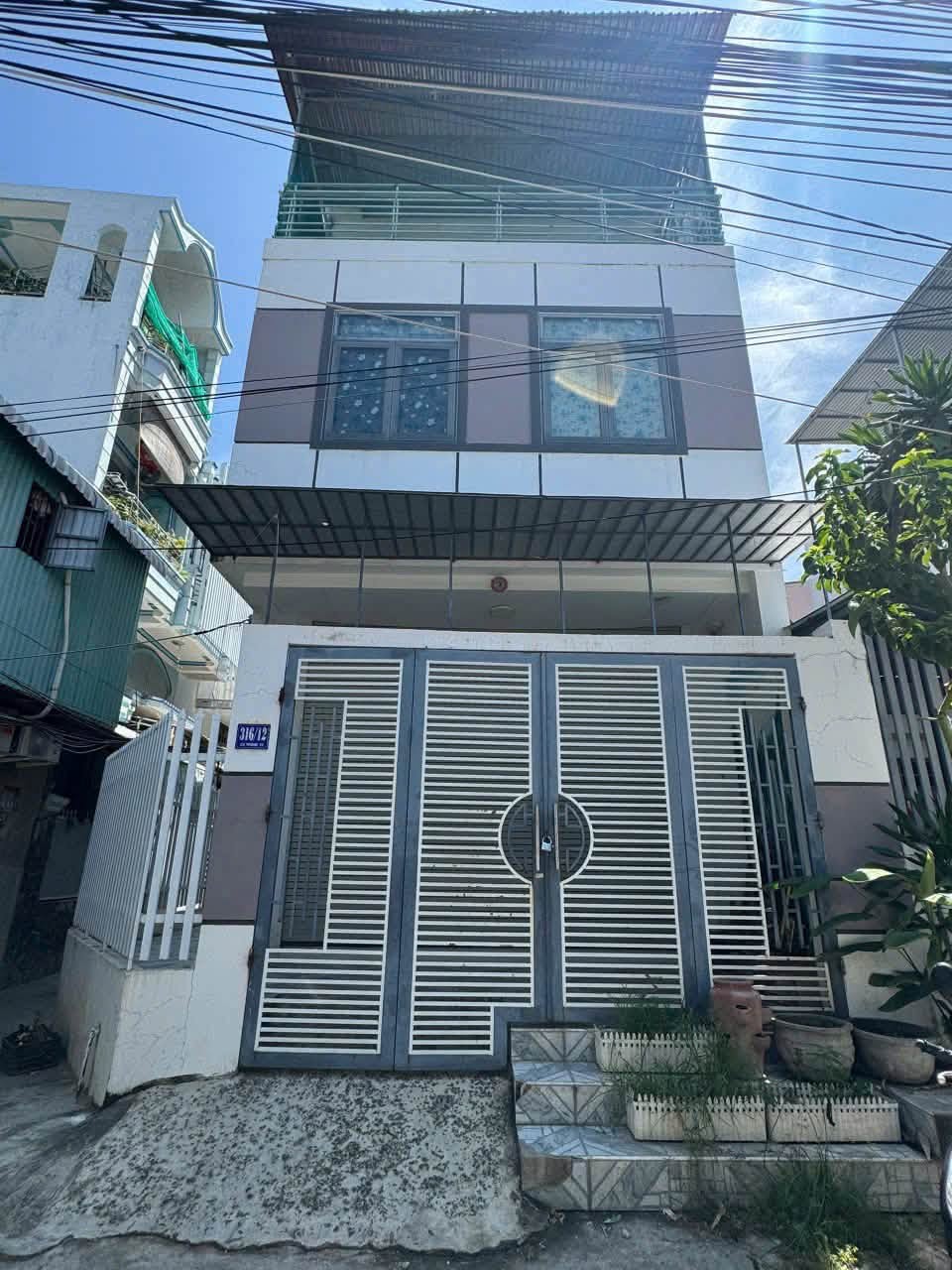 Квартира 54 м², ул. 23/10